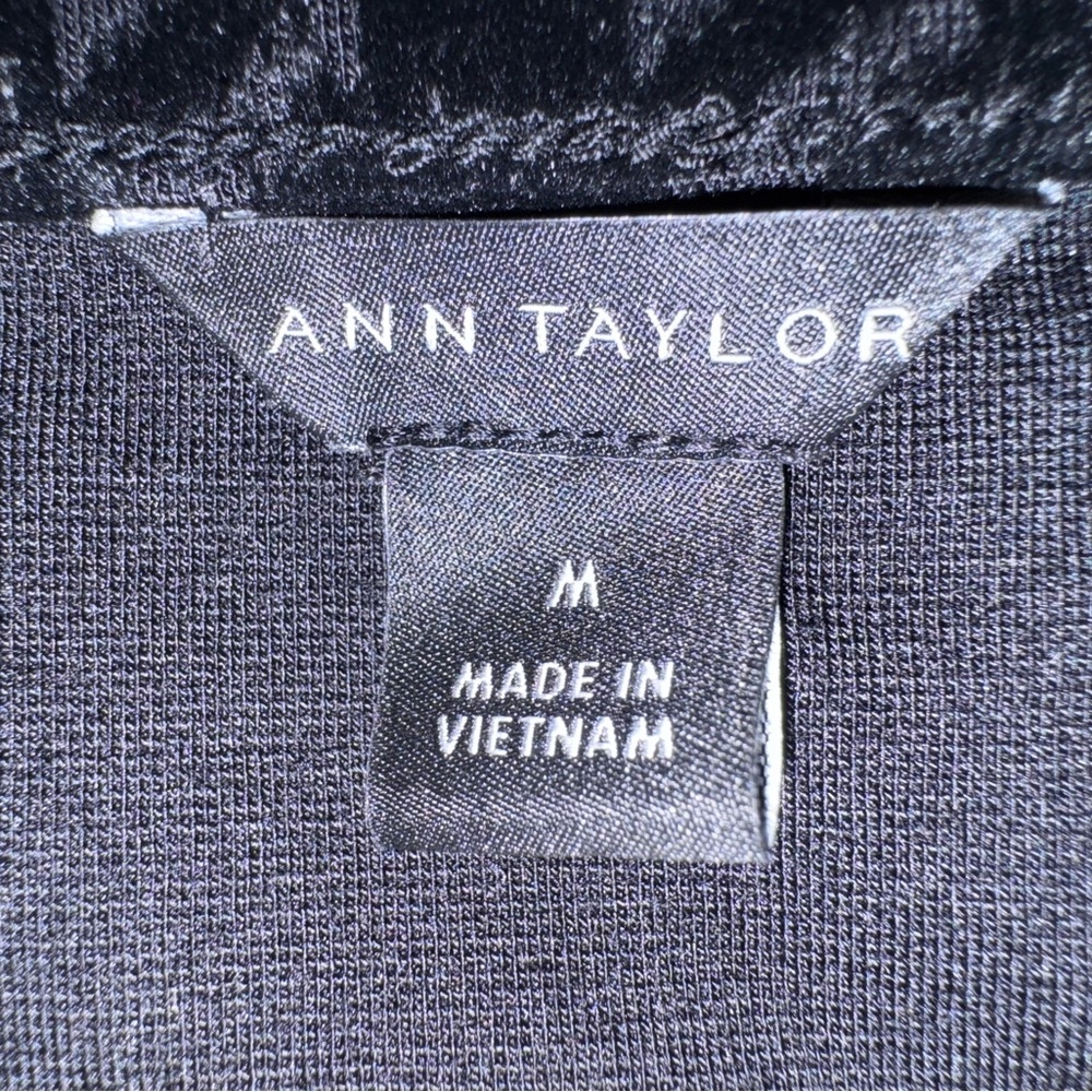 Ann Taylor Black Houndstooth Cropped Jacket - Picture 2 of 5